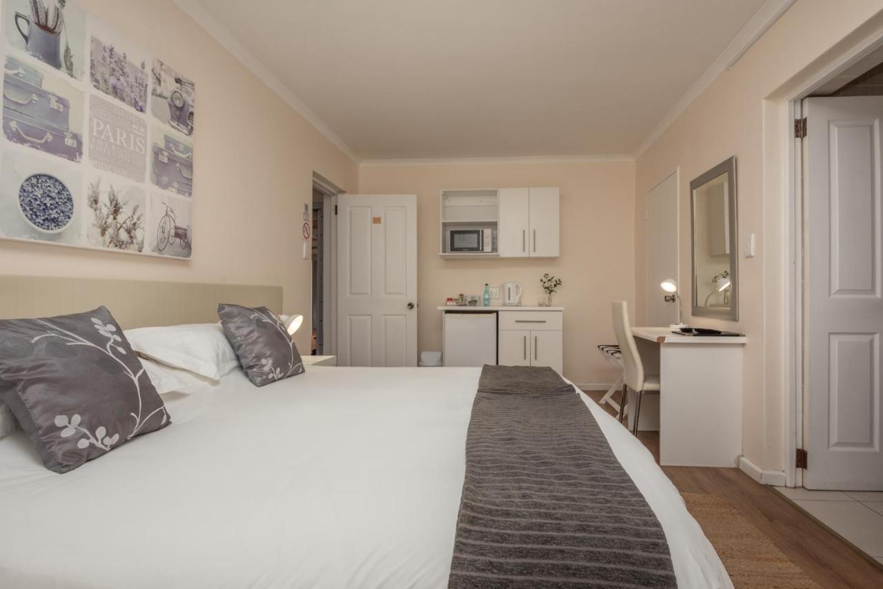 بورت اليزابيث Millard Crescent Guest House المظهر الخارجي الصورة