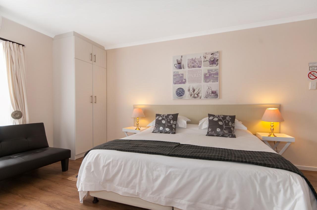 بورت اليزابيث Millard Crescent Guest House المظهر الخارجي الصورة
