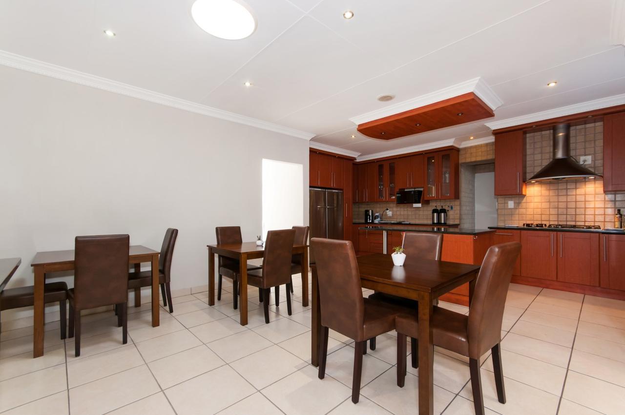 بورت اليزابيث Millard Crescent Guest House المظهر الخارجي الصورة